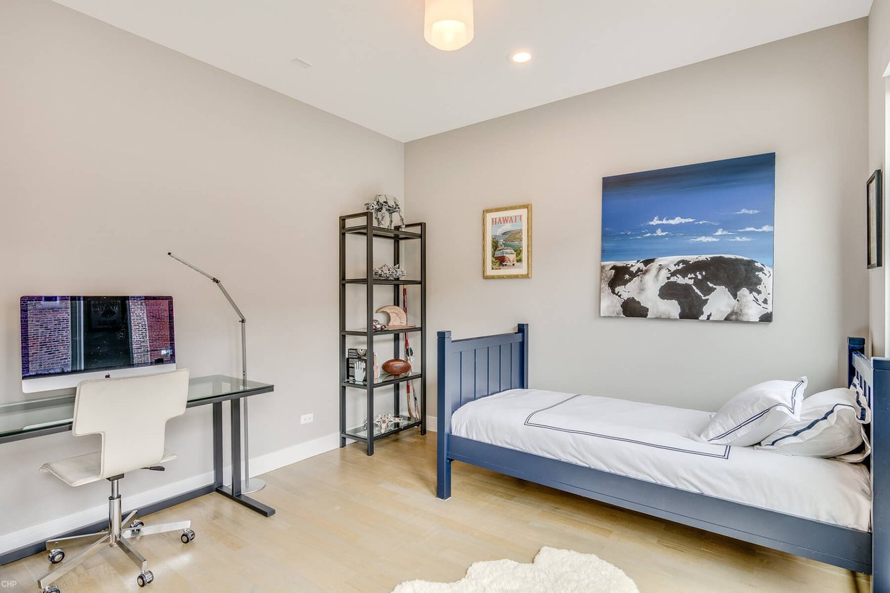 2107 West Race Ave | $1,050,000