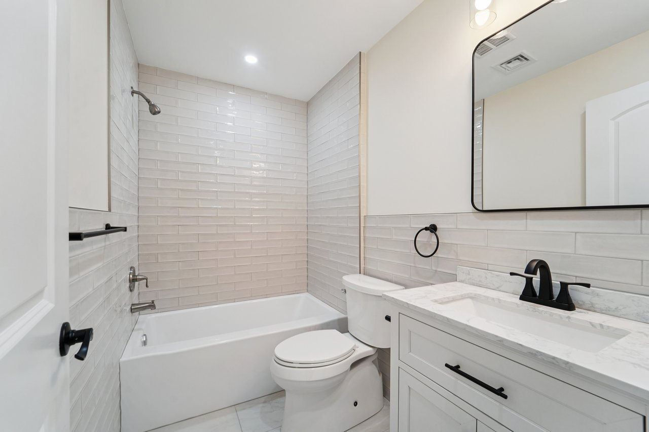 219 Mile Square Road