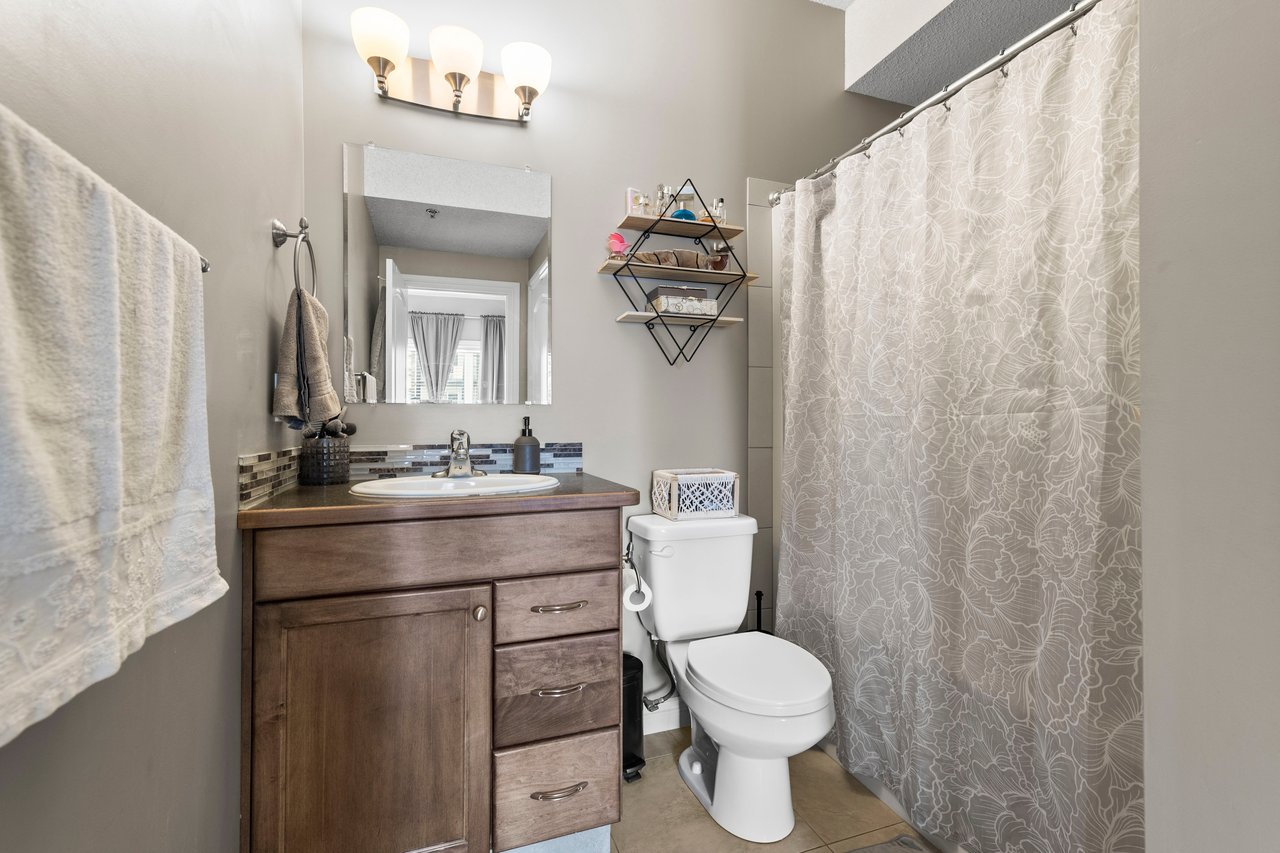 3615 51 Avenue Unit: 101