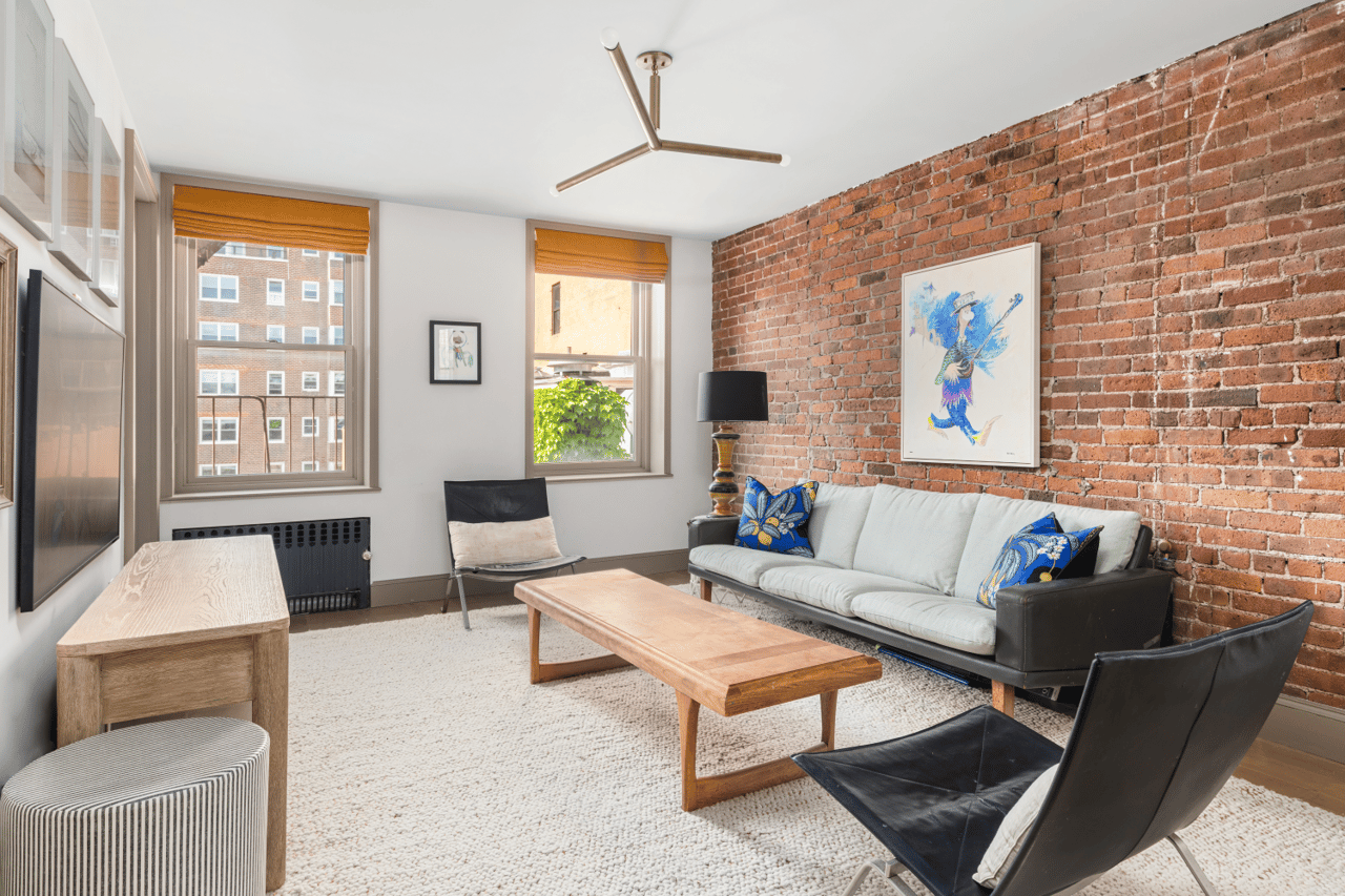 15 JONES Street 6A