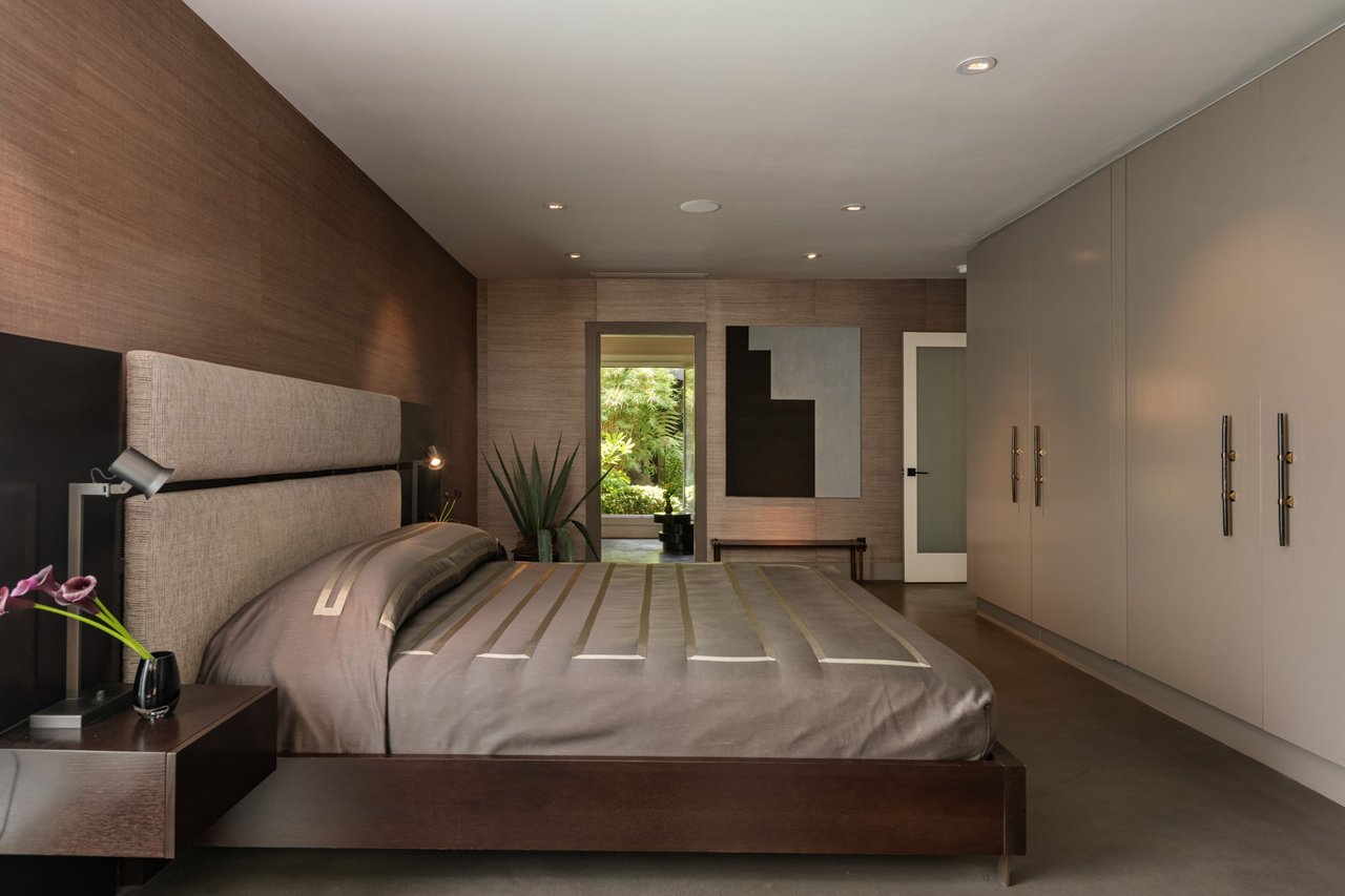 7535 Lolina Ln, Hollywood Hills