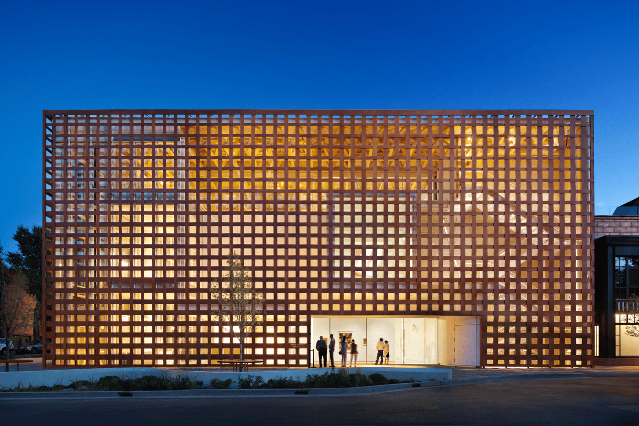 Immerse Yourself in Aspen's Art and Culture Scene: Galleries, Theaters, and Festivals