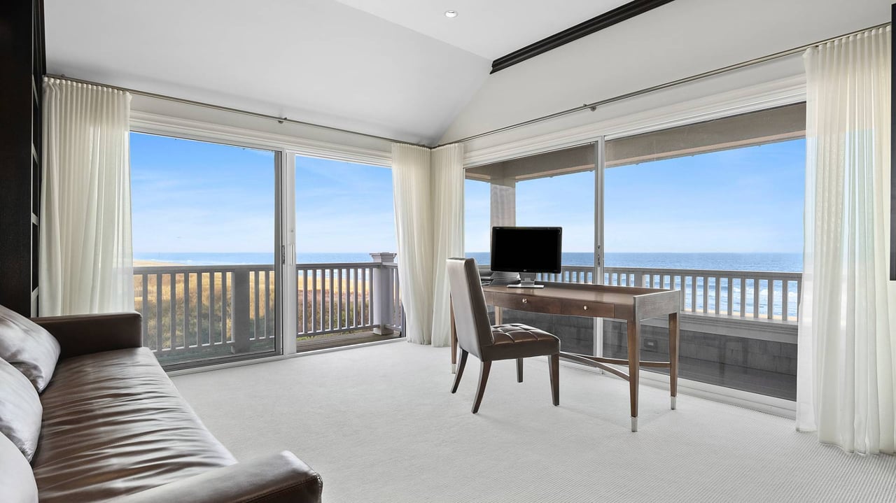 21 Surfside Dr