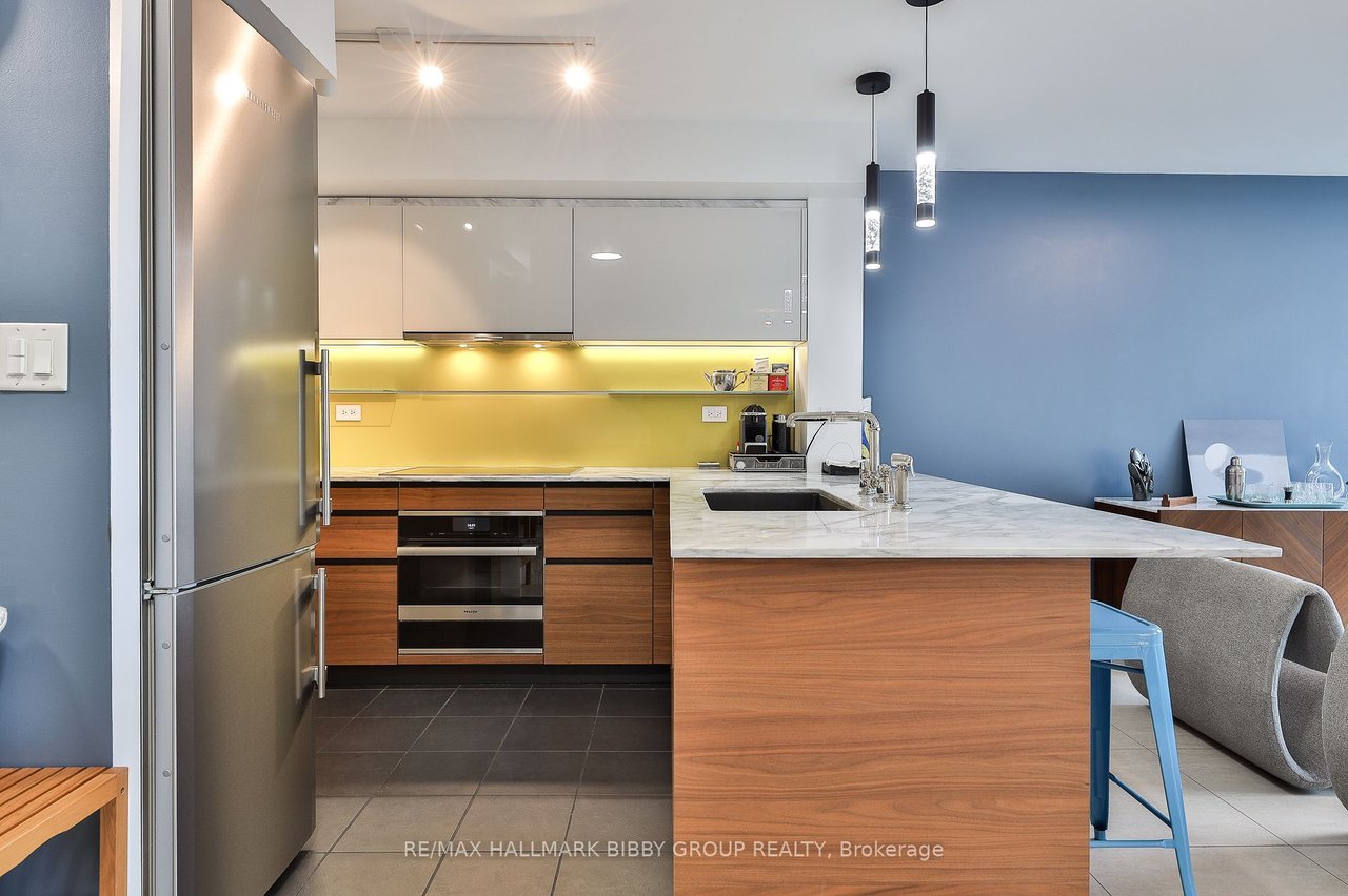 ST. LAWRENCE MARKET LUXURY FEATURE