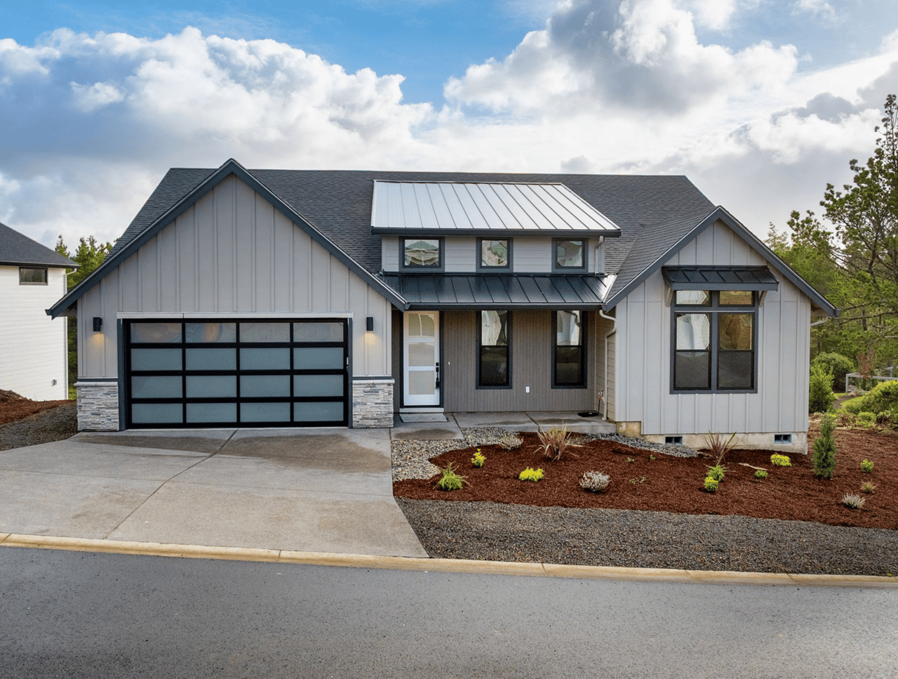 Sold coastal ranch home at 496 Meadows Dr in the Highlands at Manzanita Oregon