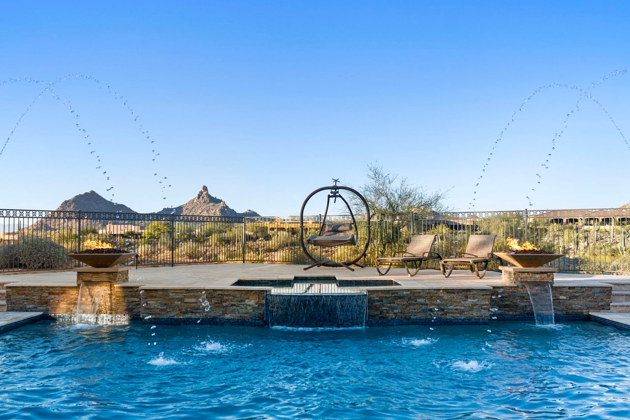 10570 E Pinnacle Peak Road