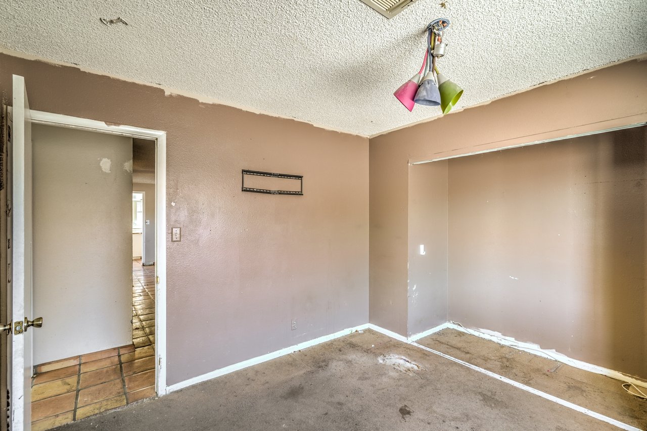 3434 East Toquima Circle