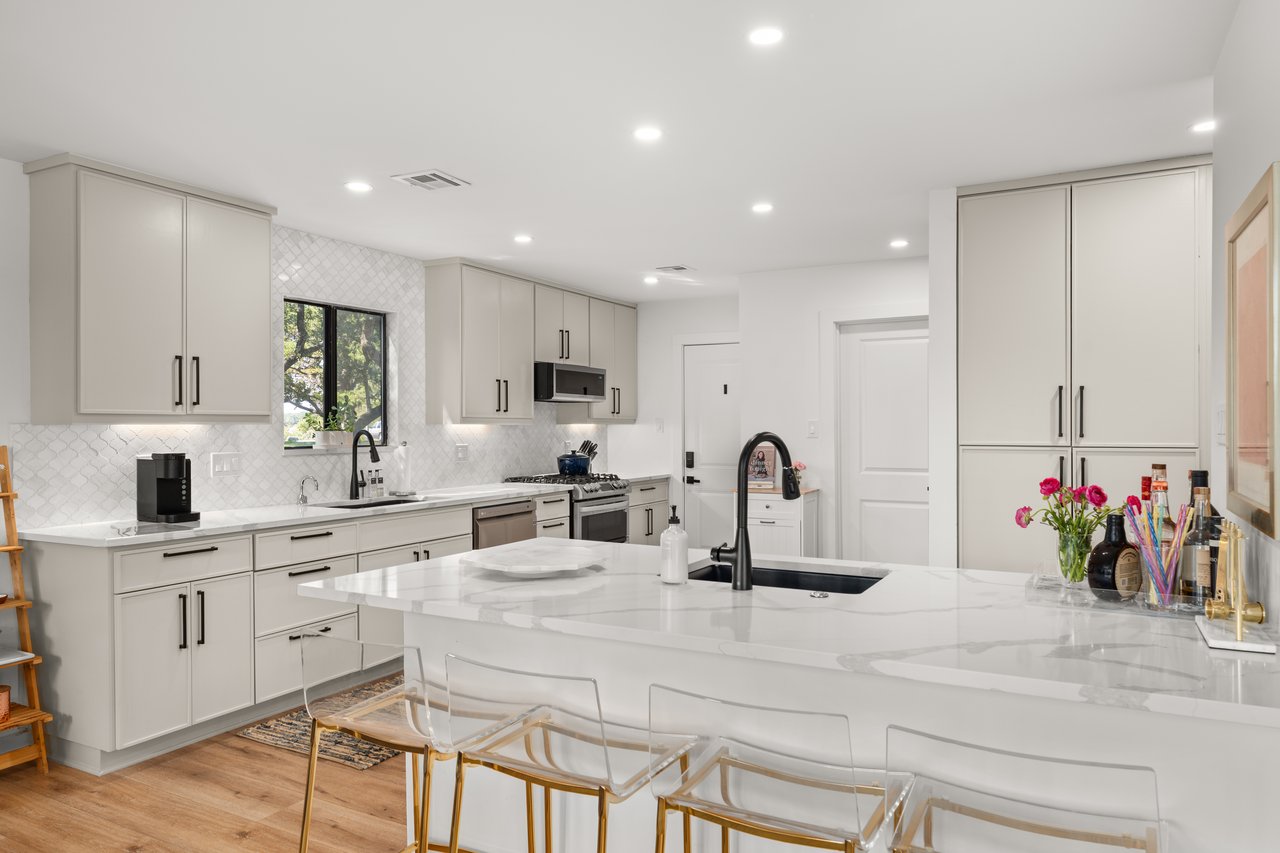 5115 McKittrick Canyon