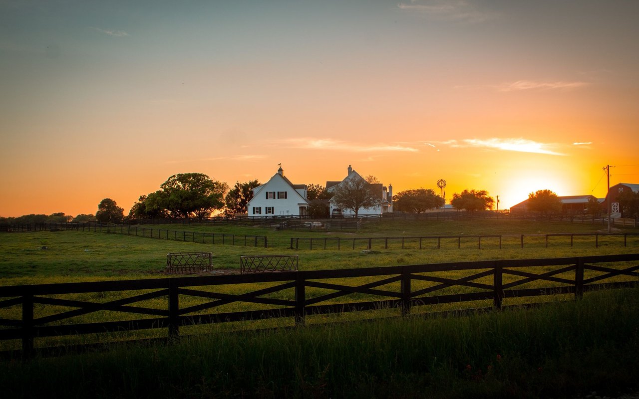 Farm & Ranch