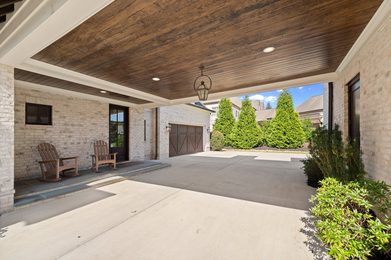  10160 Cedar Ridge Drive