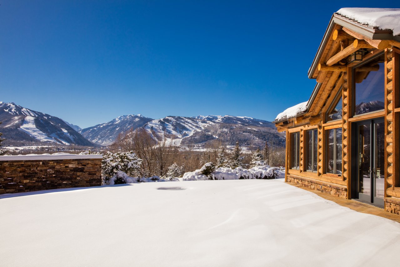 Quintessential Mountain Home