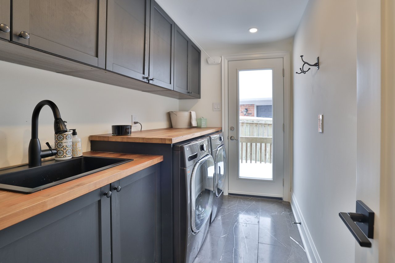 2464 Deer Run Avenue