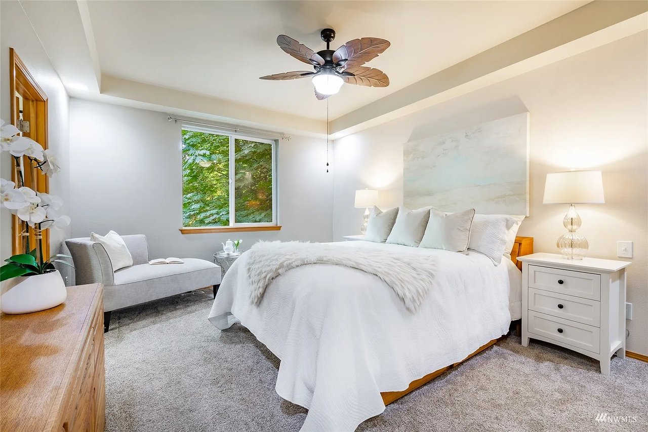 3 VALLEY CREST Way