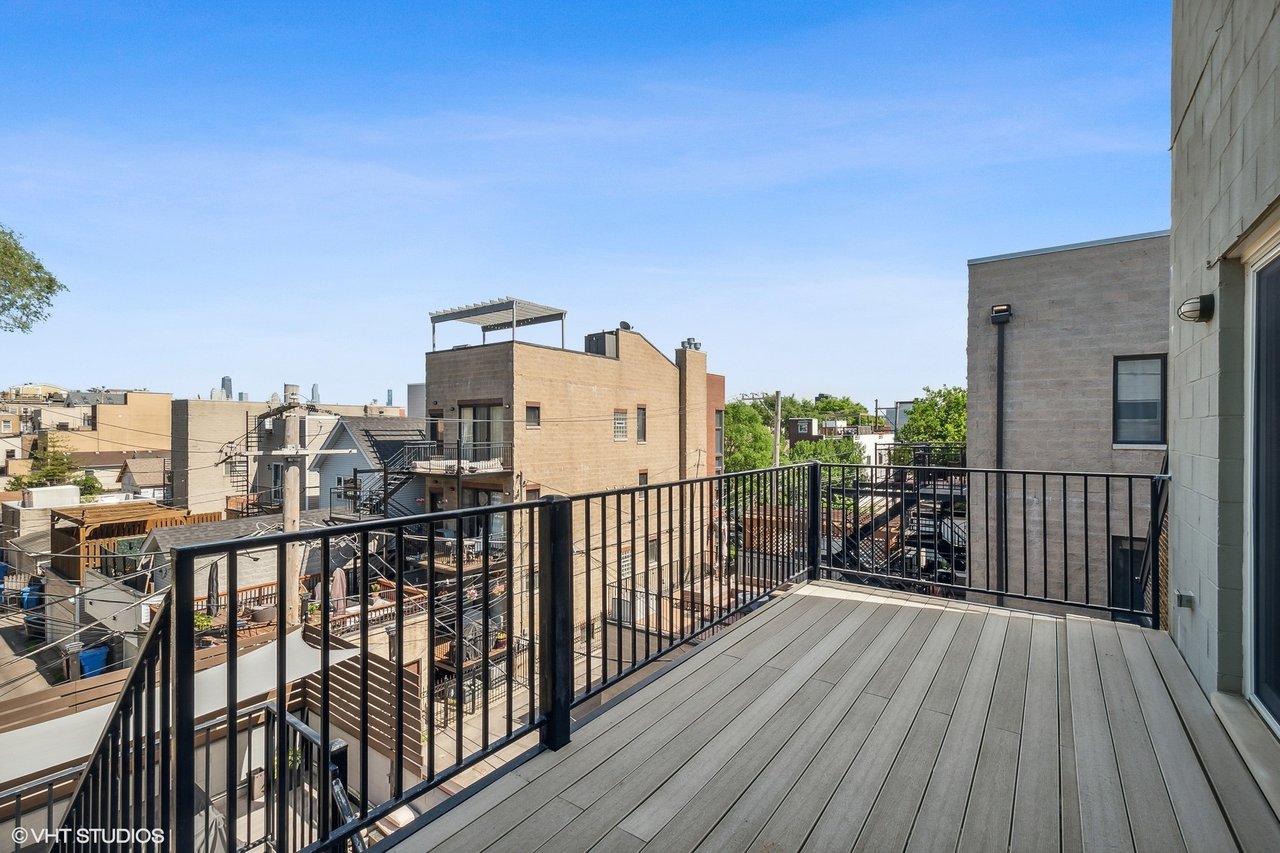 1547 N Wood St Unit 2