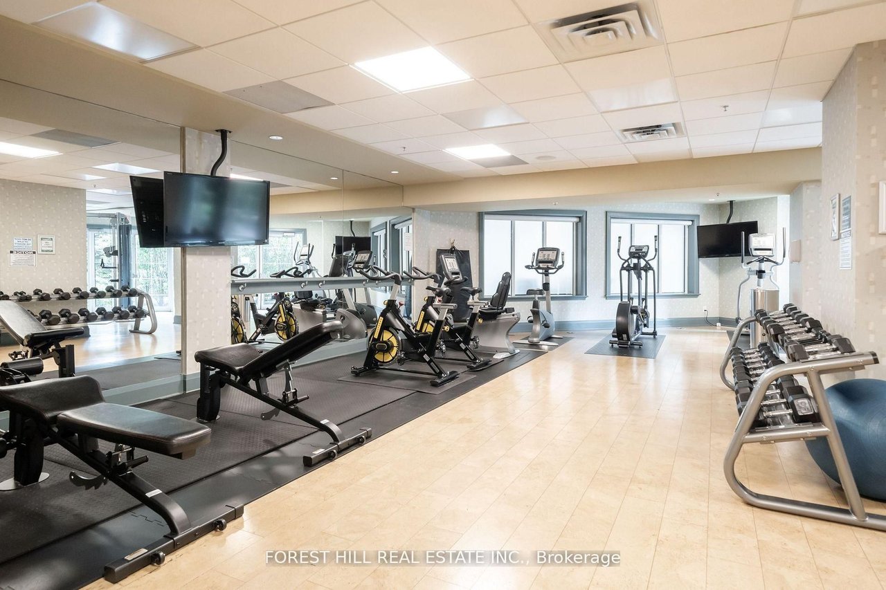 PRESTIGIOUS PENTHOUSE LIVING 