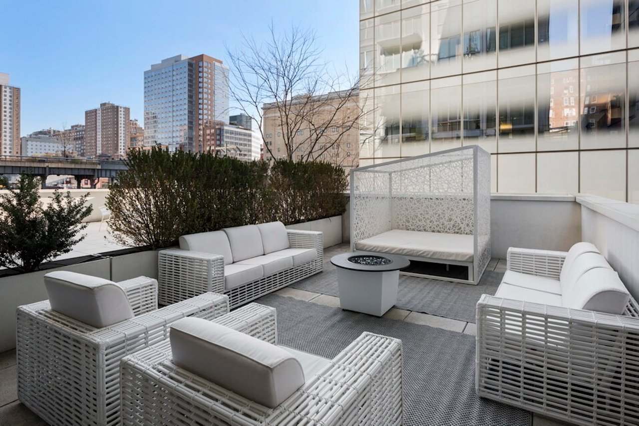 524 West 19th Street #1A