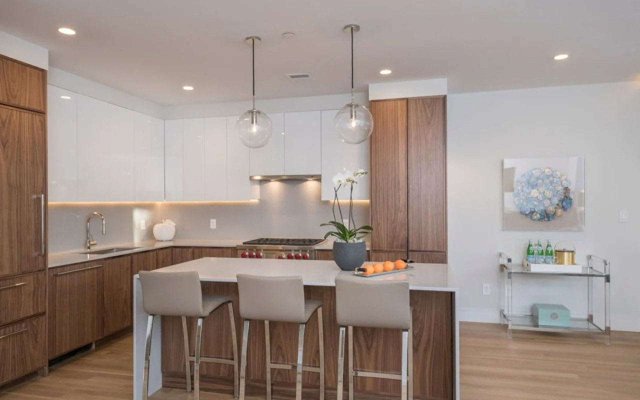 10 Gloucester - $7,000,000