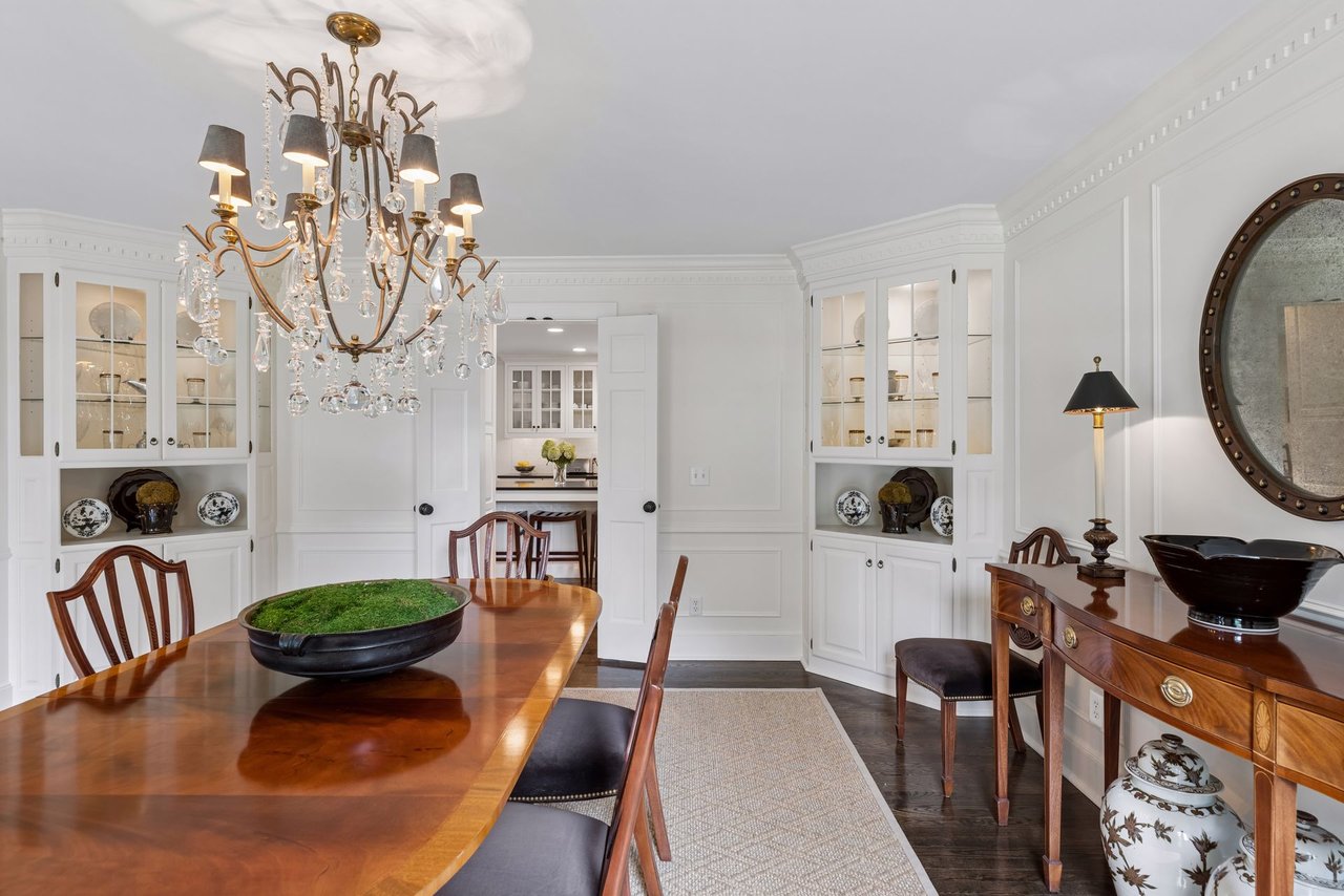 235 Hollander Road, Wayzata