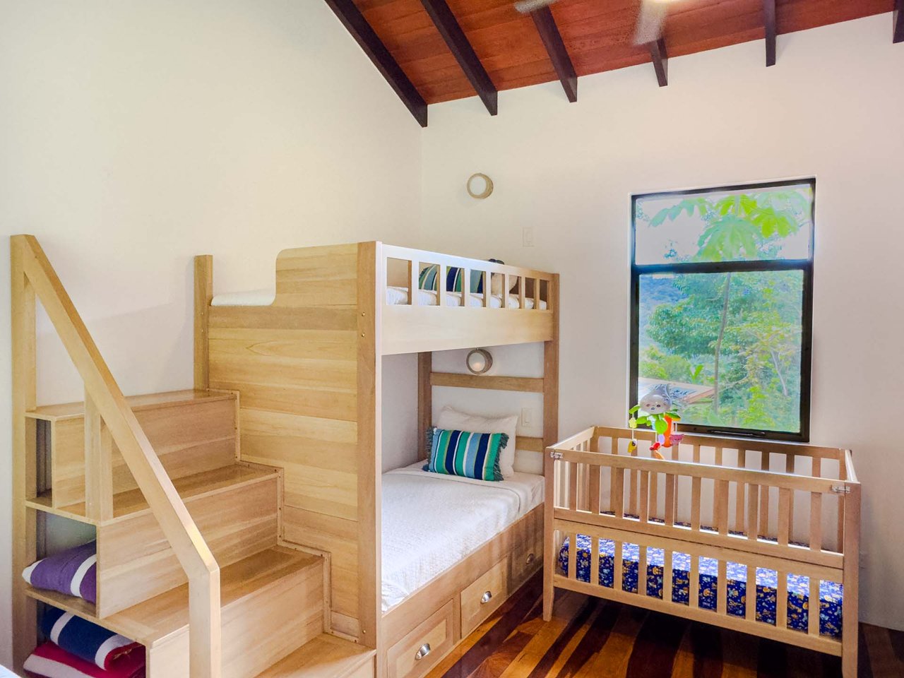 Luxury 3-Bedroom Waterfall-View Home
