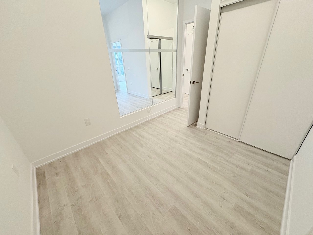 15 Richardson Street Unit: 1123