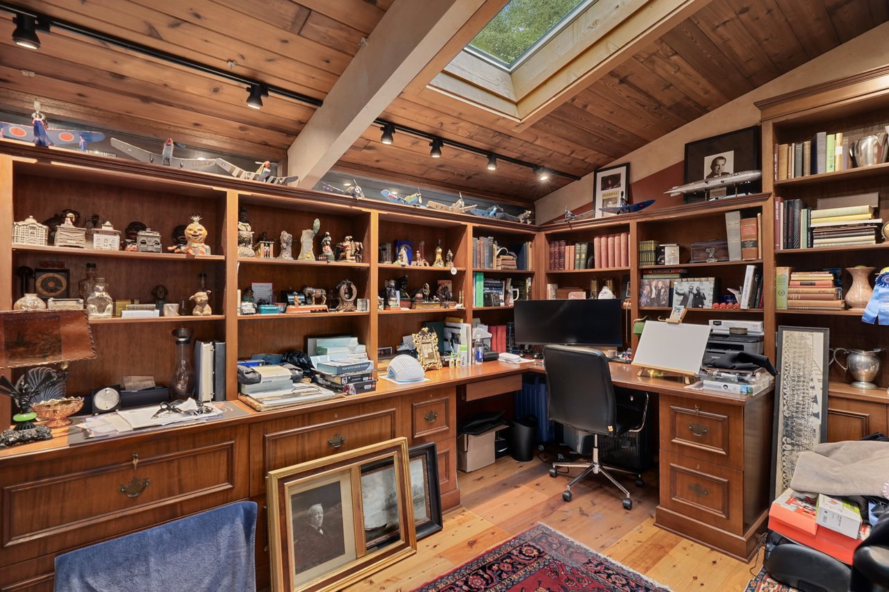 107 Middle Patent Road