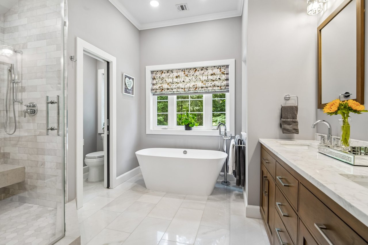 25 Ascot Way, Summit, NJ 07901