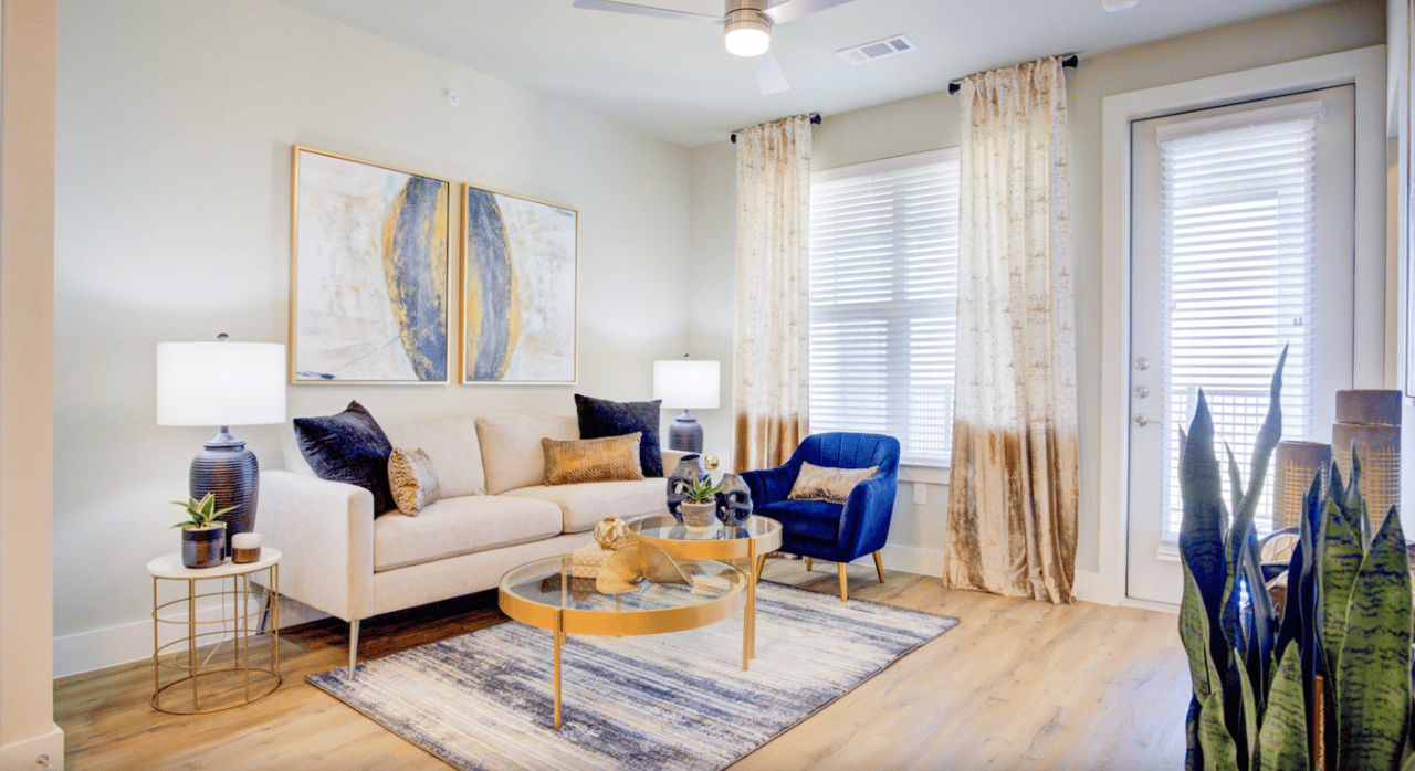 Up to 8 weeks free + $1000 gift card!