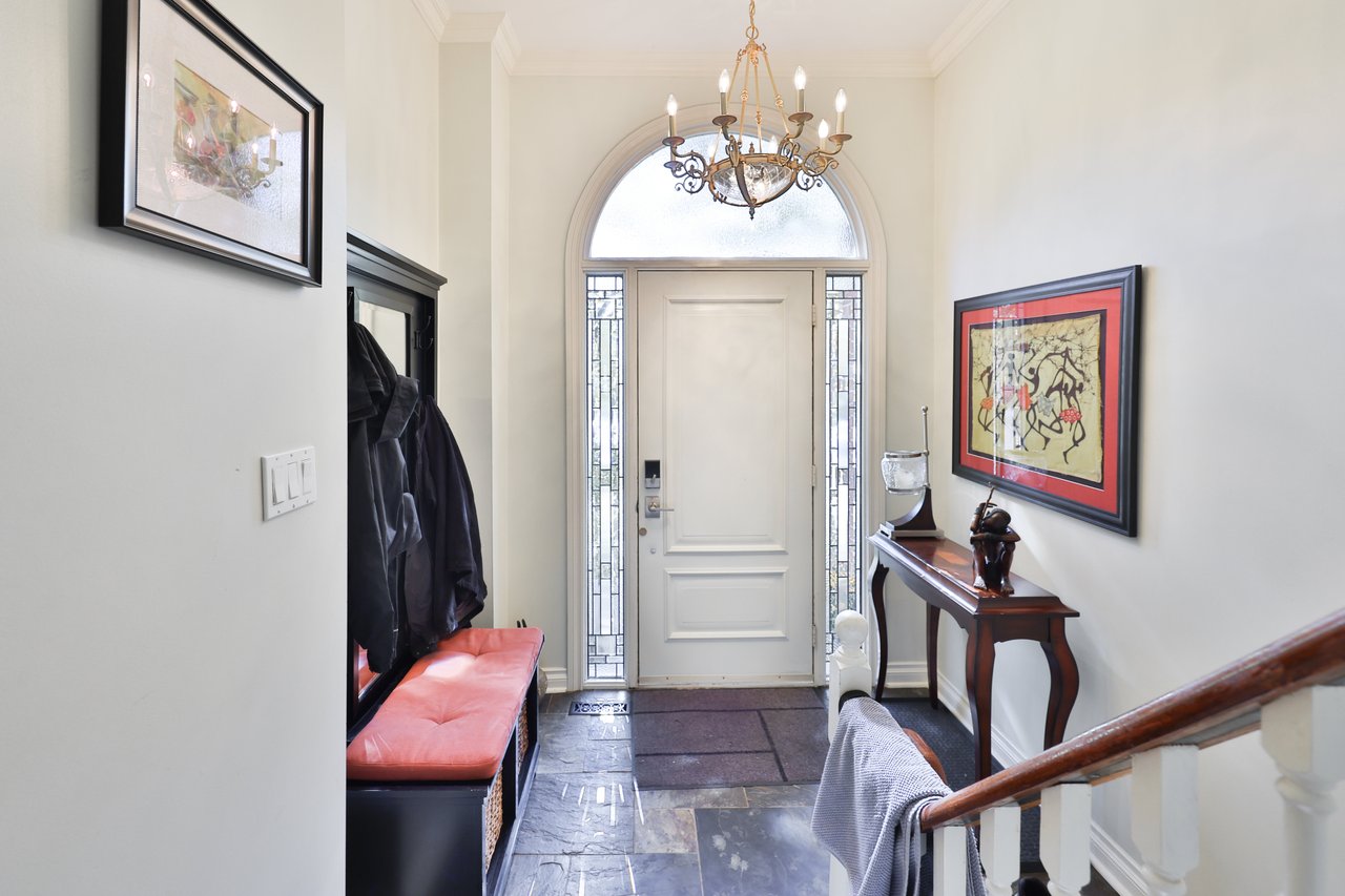 68 Tradewind Drive, Oakville