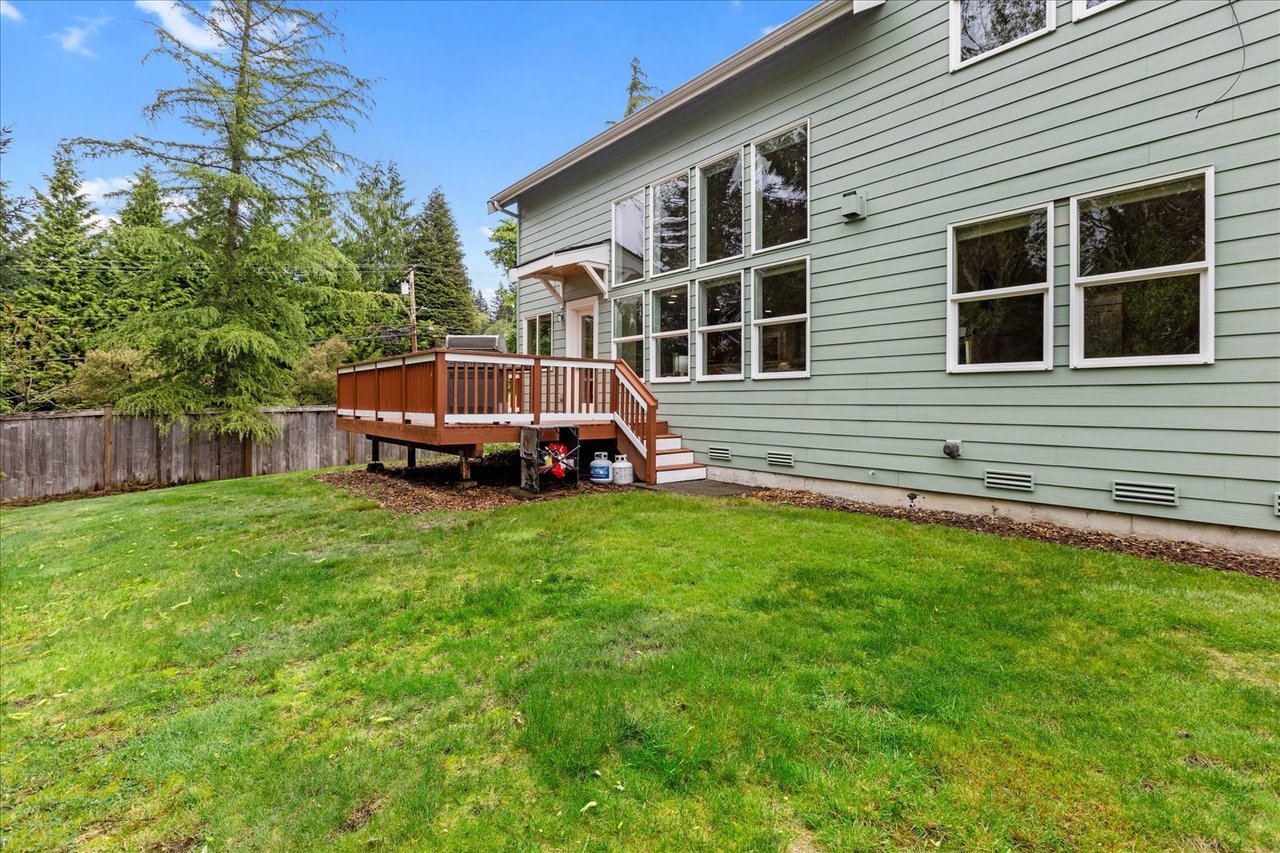 15233 273rd Drive NE