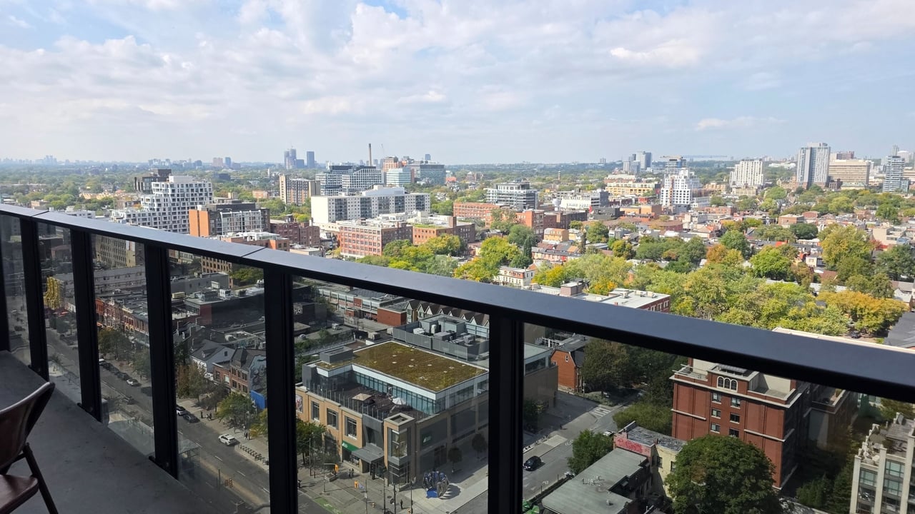 330 Richmond Street W Unit: 2312