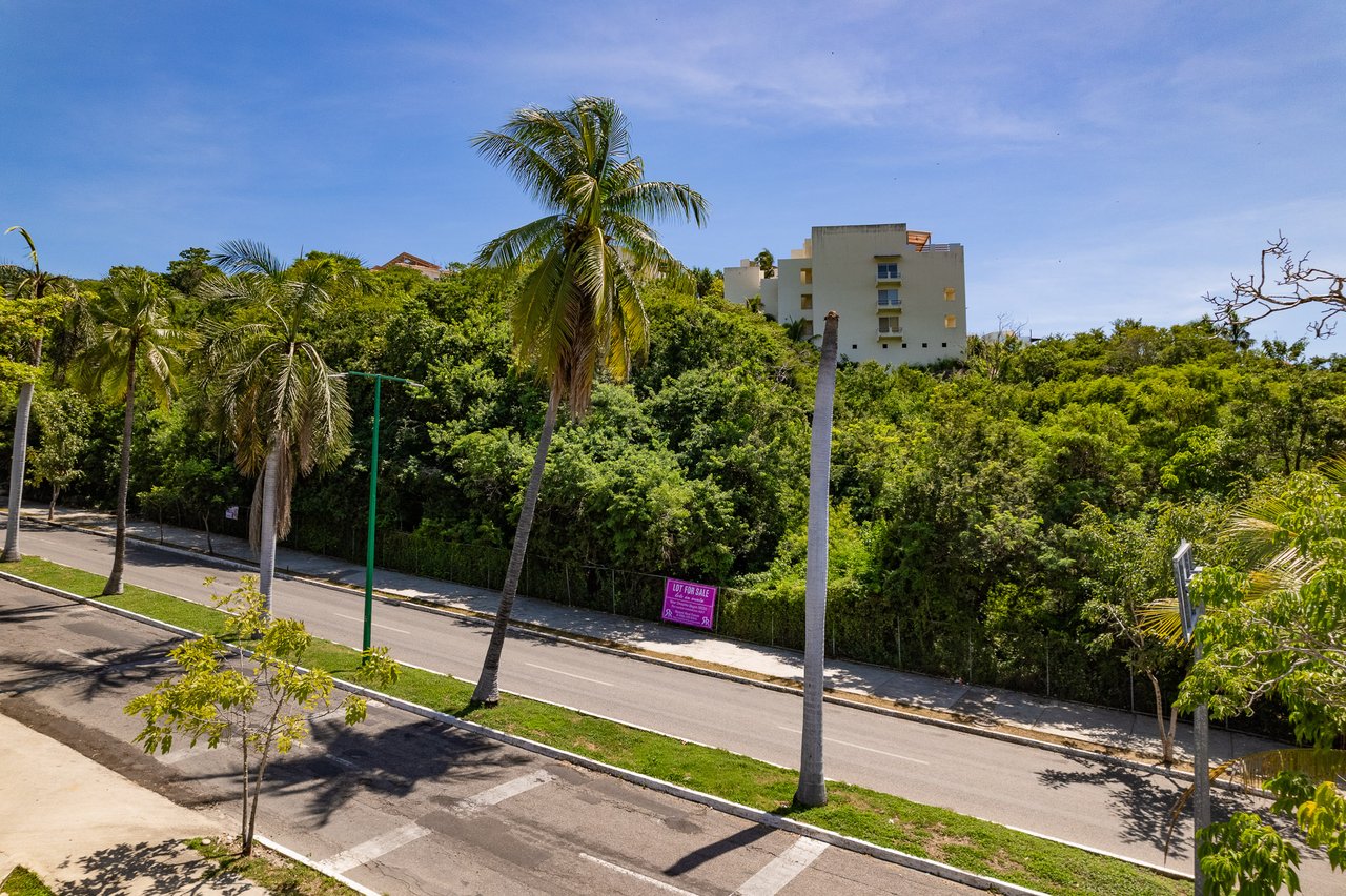 Land, Lot Santa Cruz