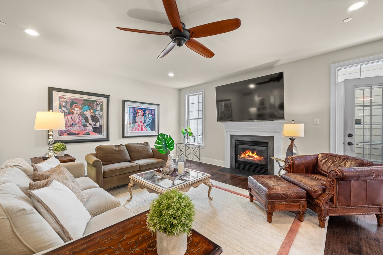 3728 Liseter Gardens