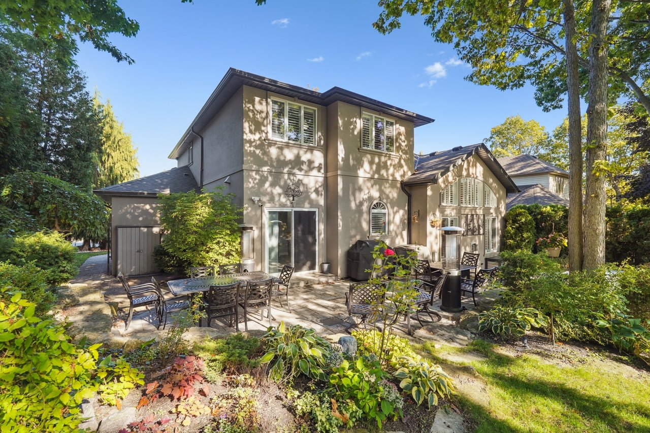 A Lifestyle Retreat in Prestigious Tyandaga Woods