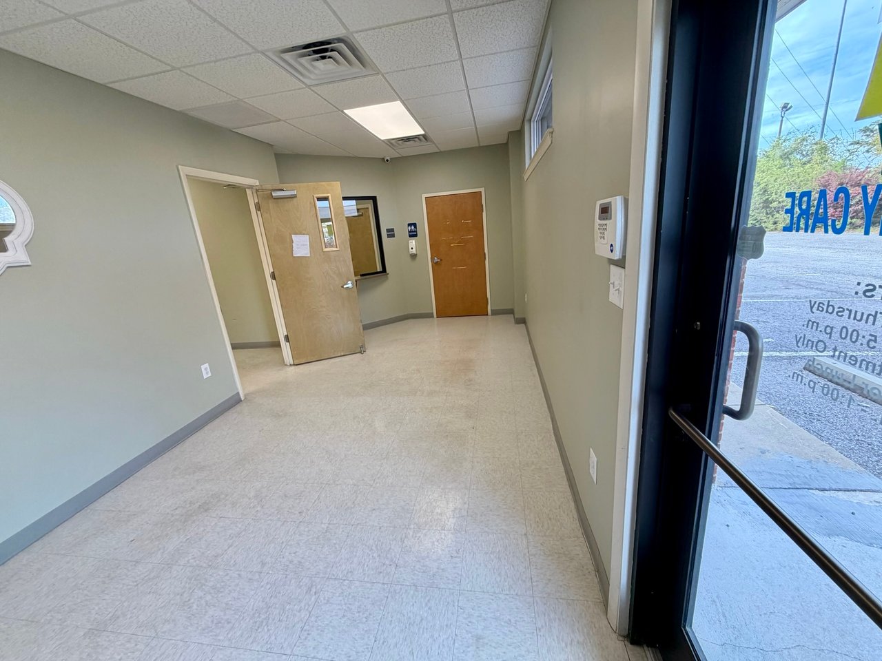 514 Mary Esther Cut Off NW