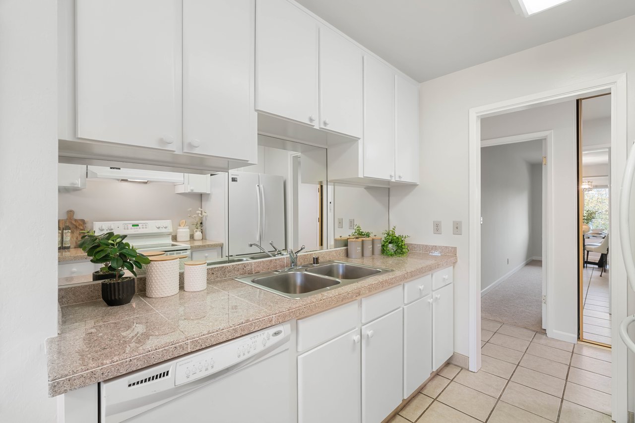 100 East Middlefield Road 6G