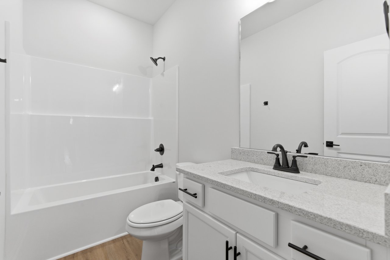 Brand New 3Bed/2Bath Huntsville Home! Move-In Special!