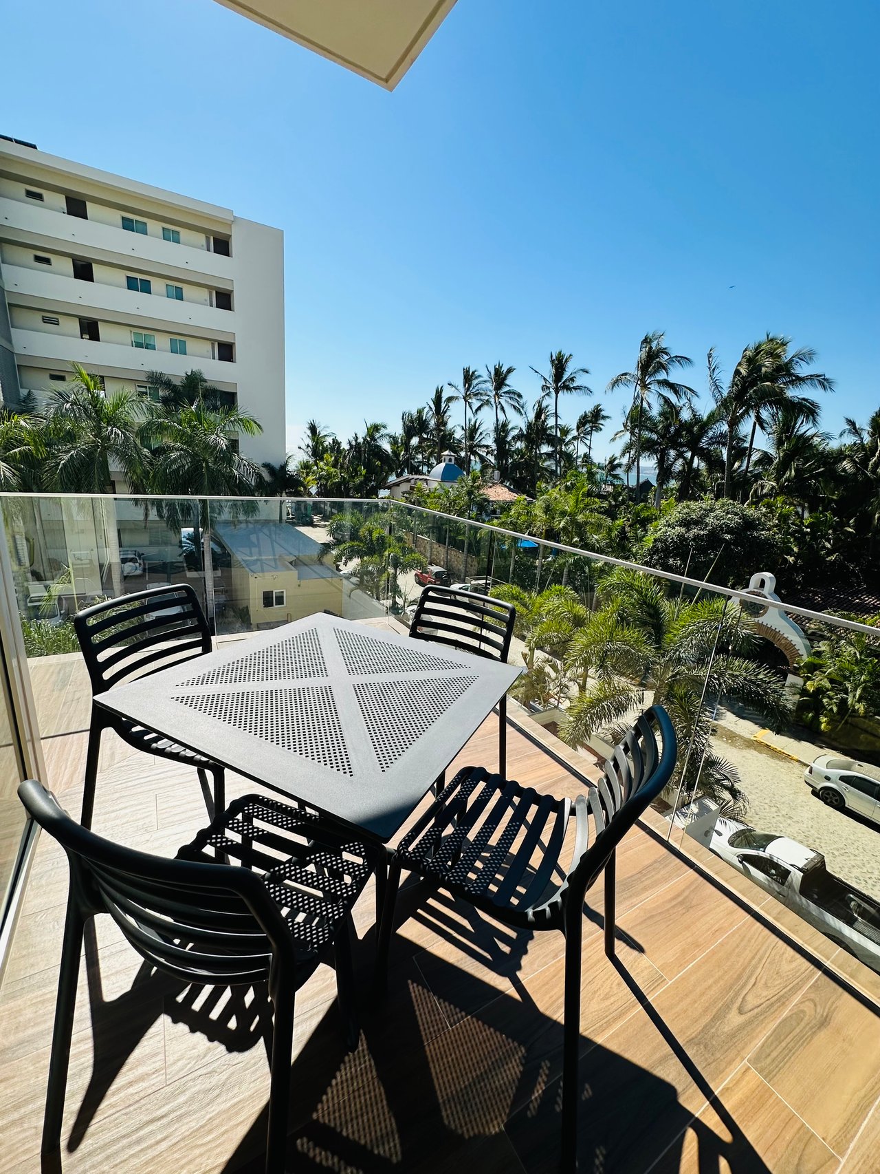 🌊 FOR RENT - Pavilion - 2 Bed Ocean Views - Check-In to the Extraoardinary!