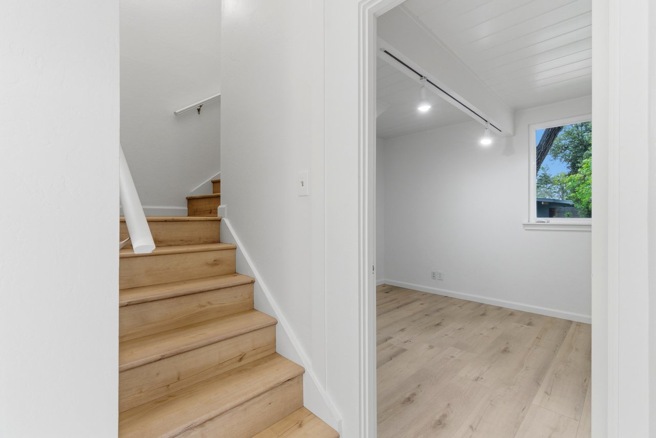 618 Sheraton Drive