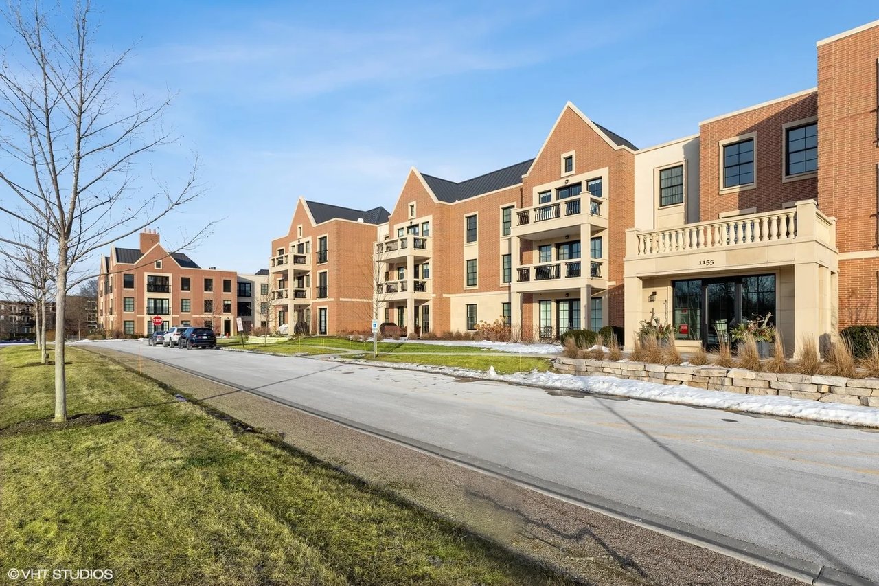 1155 Kelmscott Way