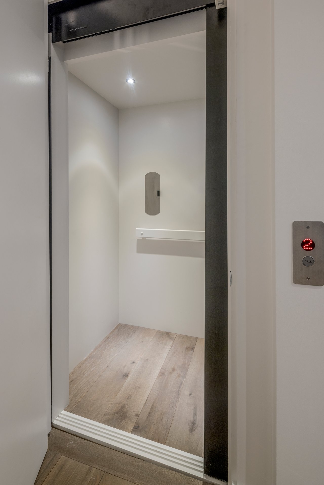 6914 E Cactus Wren Road