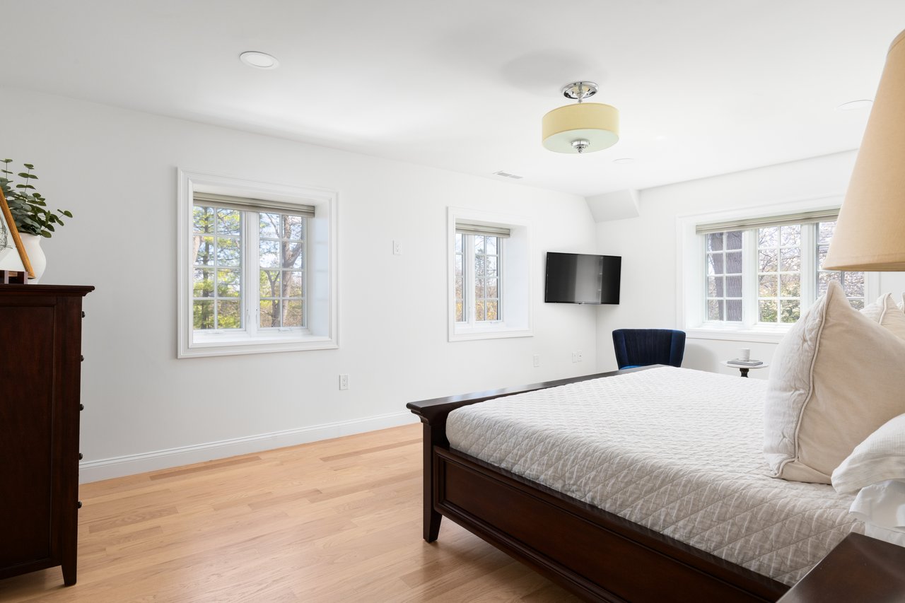 124 Chestnut Hill Rd