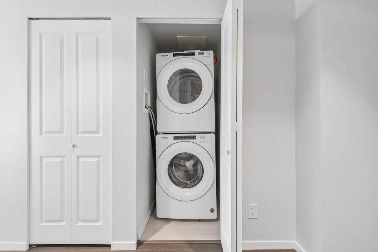 808-6700 Dunblane Ave Unit: 808