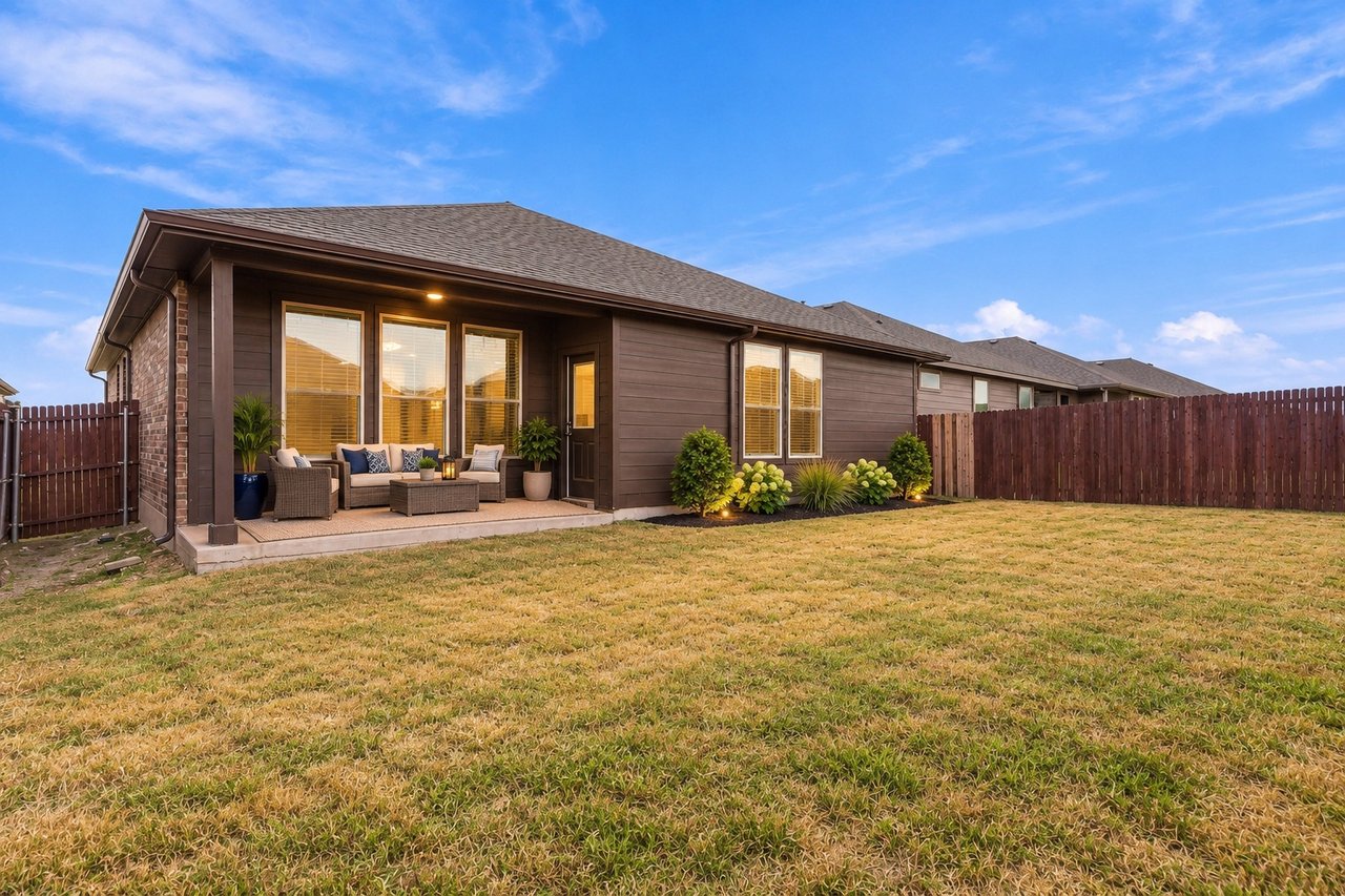 2228 Dyer ST Northstar Texas