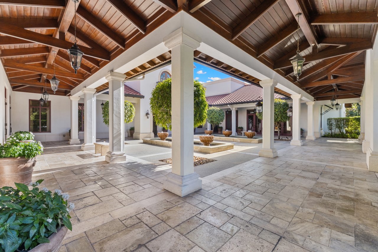 Miromar Lakes Beach & Golf Club