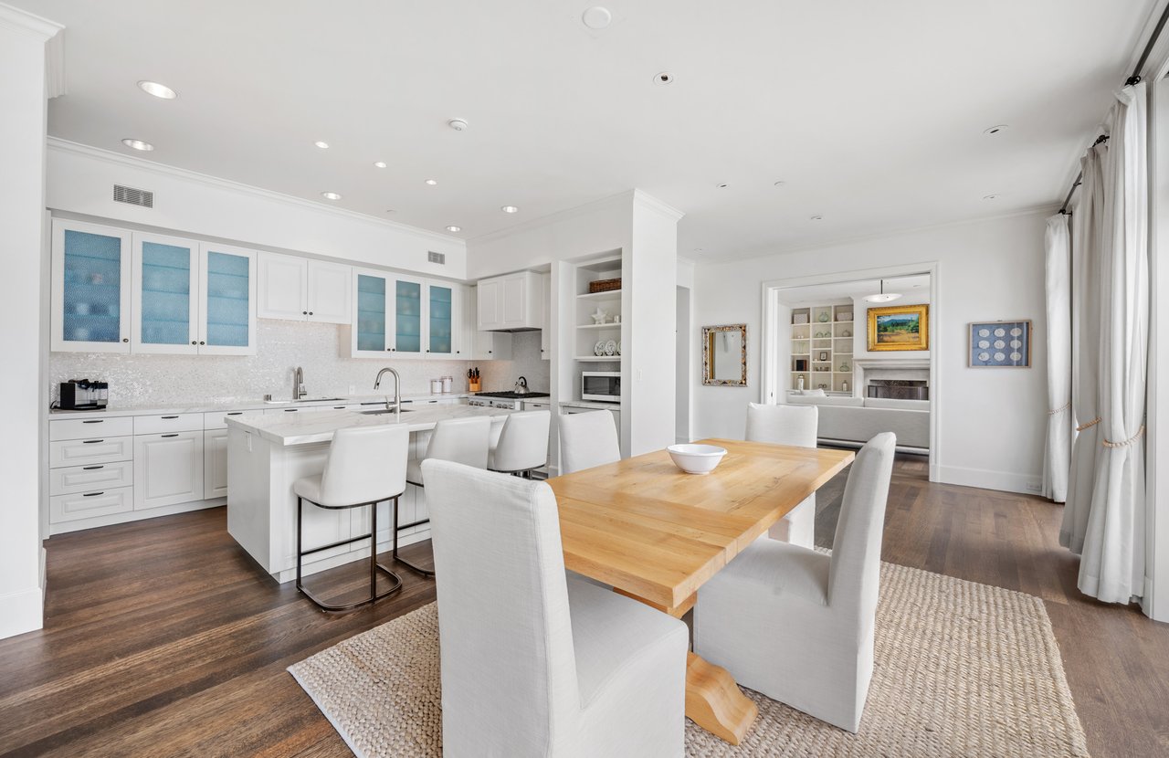 Unparalleled Design on the Belvedere Lagoon