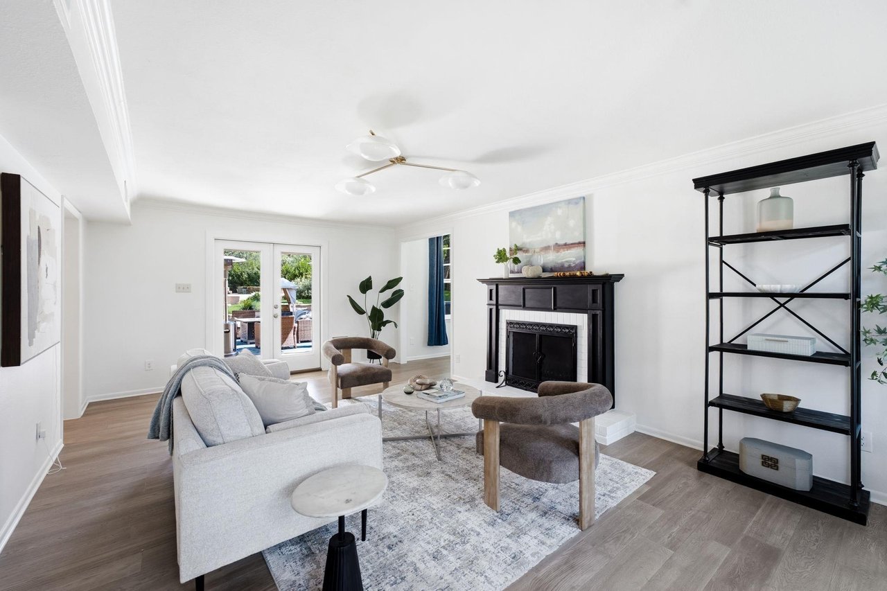 10634 Glass Mountain Trail