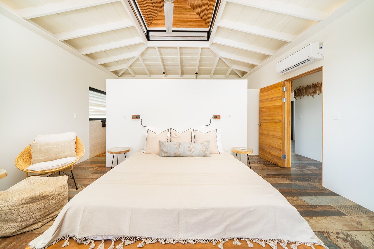 Casa Salinas – 3 beds ocean view home in playa grande