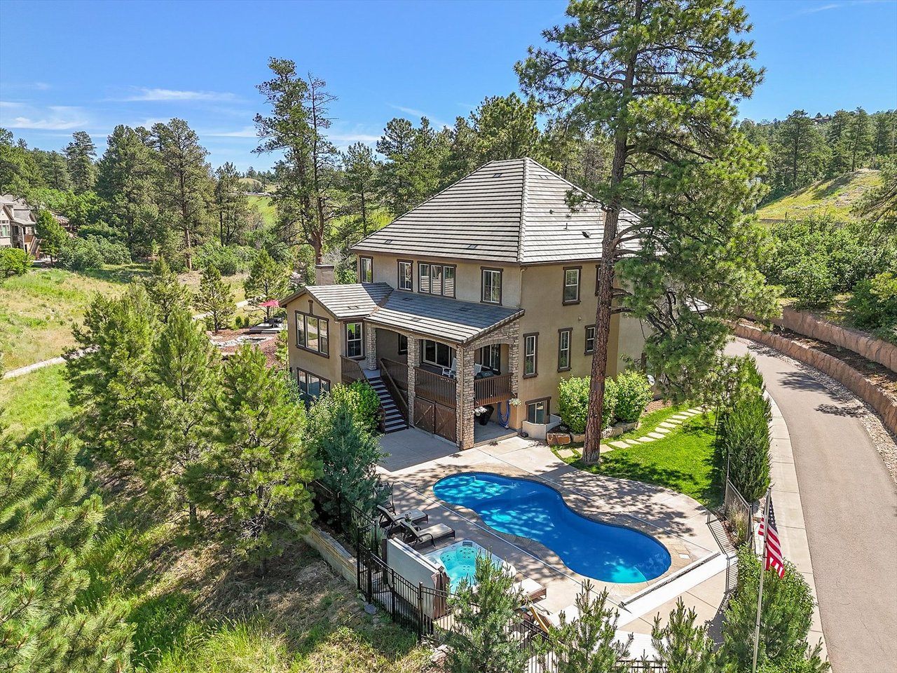 6881 Northstar Court