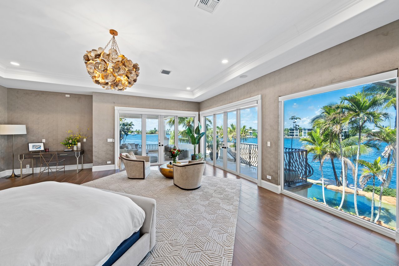 2593 SE 8th St, Pompano Beach, FL 33062