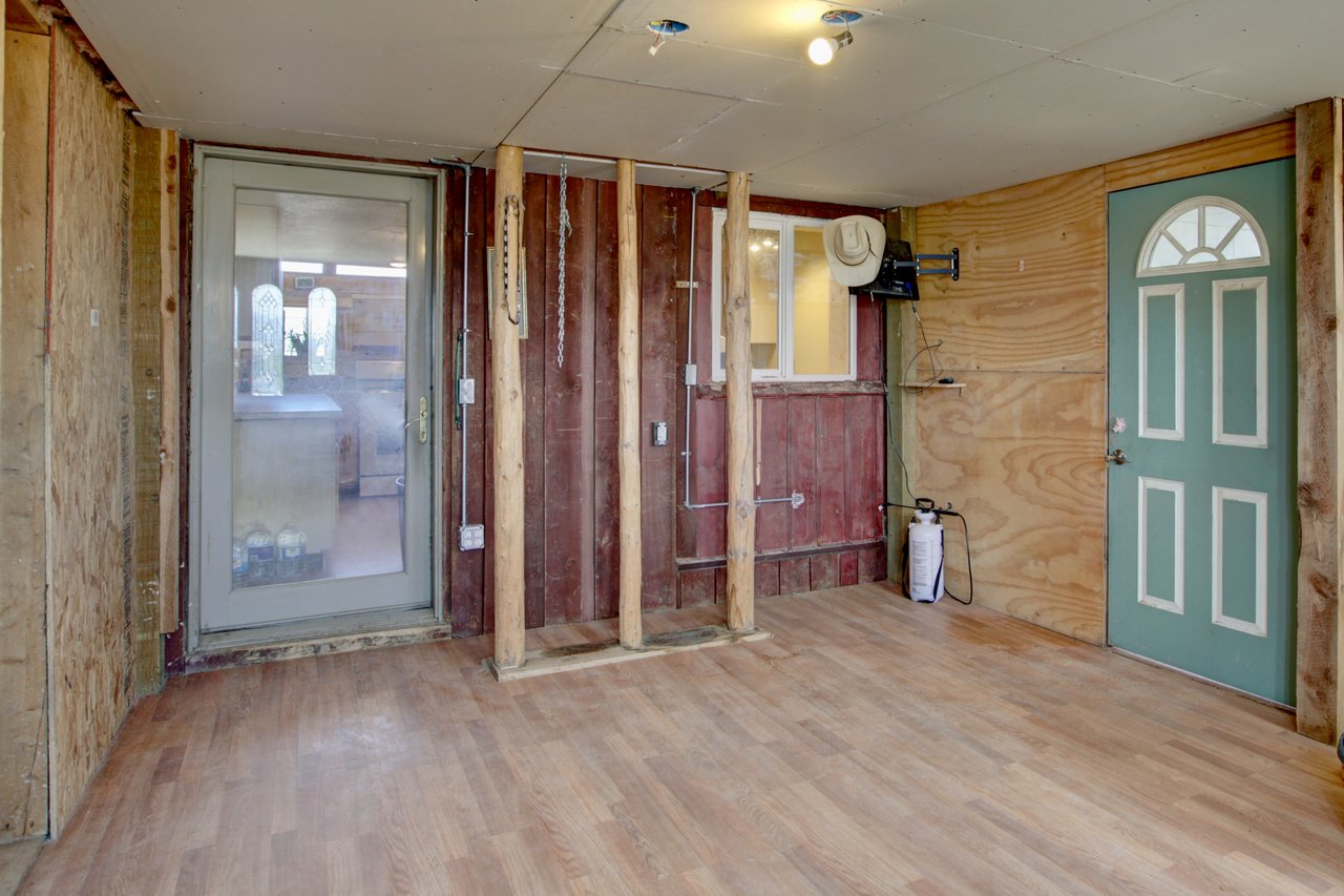 26132 Hammond Avenue